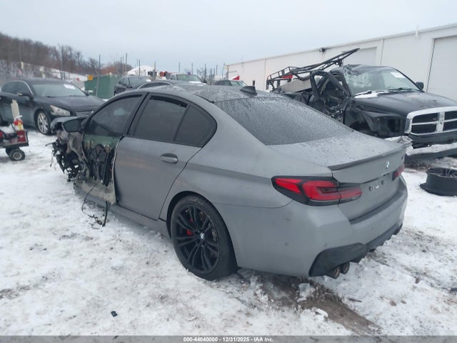 2023 BMW M5 WBS83CH09PCM71985 Photo 2