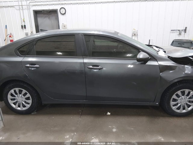 3KPF24AD0RE772841 KIA FORTE LX