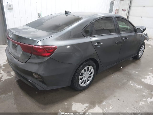 3KPF24AD0RE772841 KIA FORTE LX