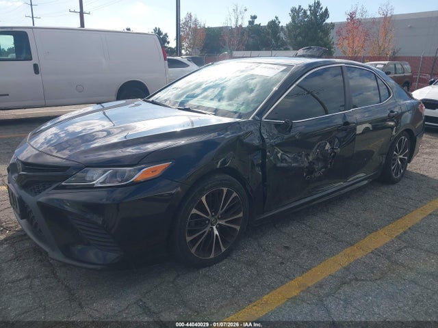 4T1B11HK0JU108836 Toyota CAMRY SE