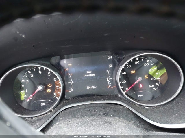 2018 Jeep Compass Limited 4x4 მანქანა იყიდება აუქციონზე, vin: 3C4NJDCB1JT266283, აუქციონის ნომერი: 44040030