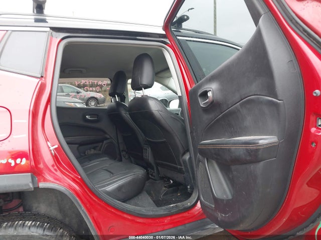 2018 Jeep Compass Limited 4x4 მანქანა იყიდება აუქციონზე, vin: 3C4NJDCB1JT266283, აუქციონის ნომერი: 44040030