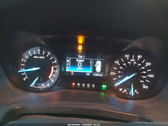 1FM5K8BH9HGA31098 Ford Explorer