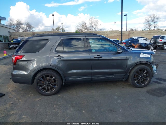 Ford EXPLORER XLT 2017 1FM5K7D82HGD55355 Image 14