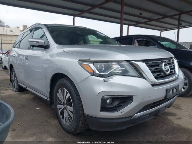 Nissan Pathfinder Sv 2017 5N1DR2MN2HC902339 main image