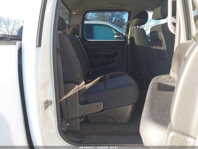 44040127 :رقم المزاد ، 3GTP2VE33BG399512 vin ، 2011 Gmc Sierra 1500 Sle مزاد بيع