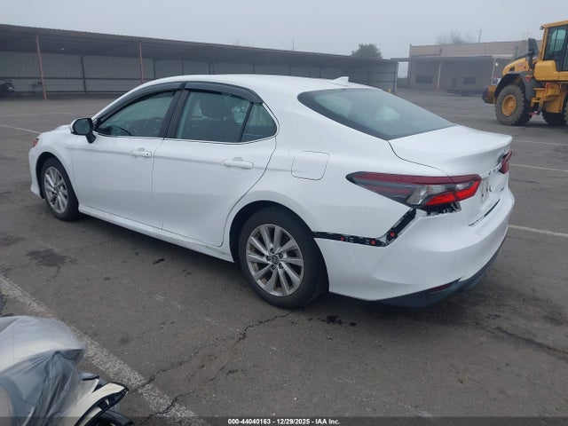 Toyota CAMRY LE 2023 4T1C11AK2PU796586 Image 3