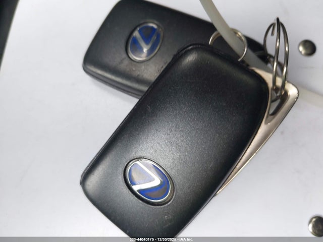 JTJGJRDZ8L2146029 Lexus NX 300H