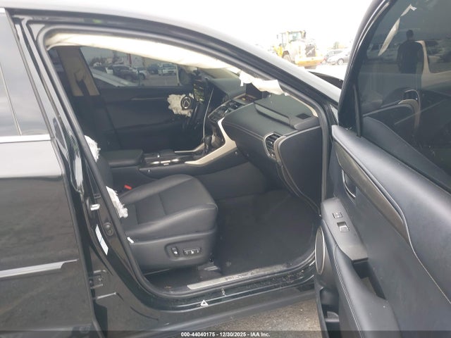 JTJGJRDZ8L2146029 Lexus NX 300H
