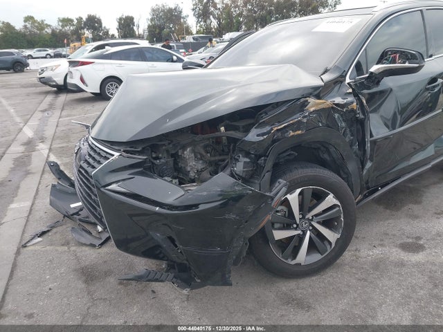 JTJGJRDZ8L2146029 Lexus NX 300H