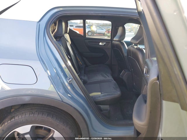 YV4162UK5L2192371 Volvo Xc40 T5 Momentum