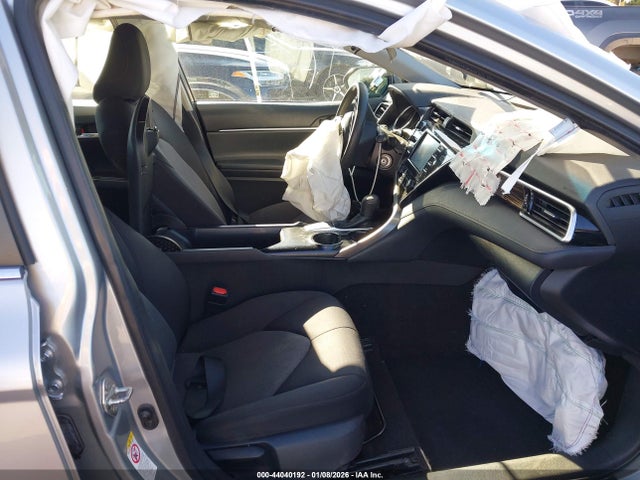 4T1B11HK2JU091764 Toyota CAMRY LE