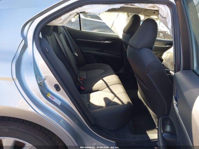 4T1B11HK2JU091764 Toyota CAMRY LE