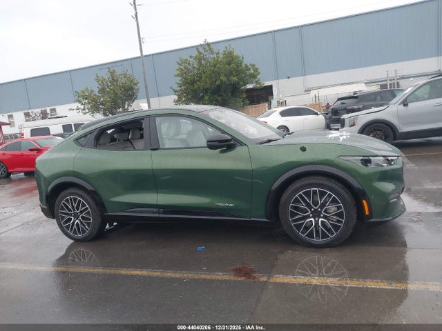 Ford Mustang Mach-E 2024 3FMTK3SU7RMA27663 Image 13