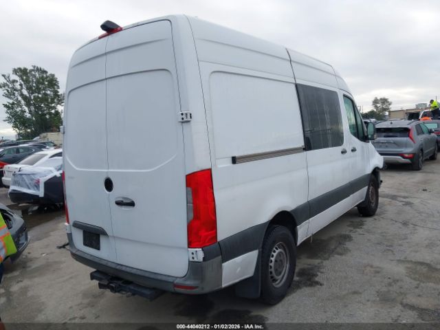 2019 MERCEDES-BENZ SPRINTER 2500 WD4PF0CD3KP073424 Photo 3