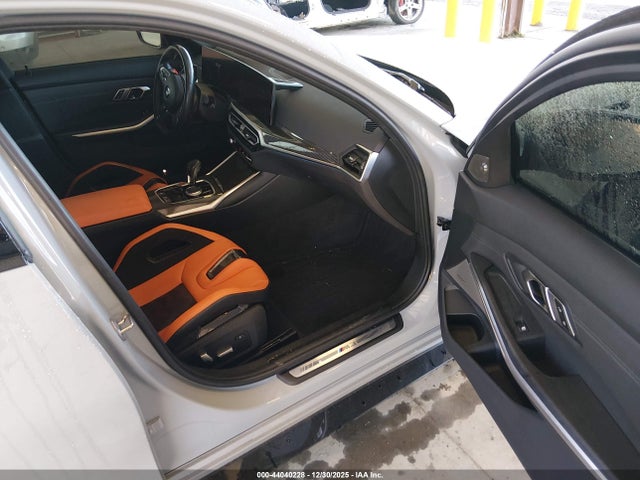 2023 BMW M3 WBS33AY03PFN37704 Photo 4