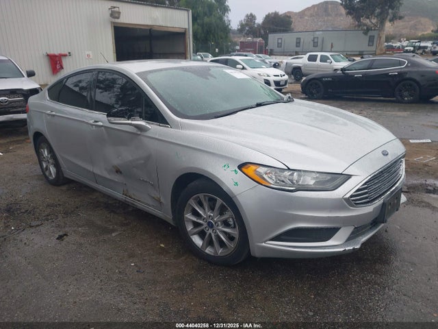 Ford Fusion Hybrid Se 2017 3FA6P0LU5HR300803 главное изображение