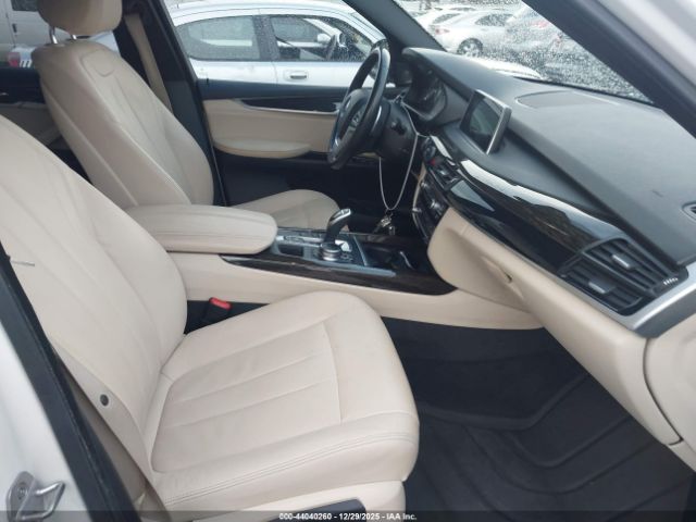 2018 BMW X5 5UXKS4C51J0Z90495 Photo 4