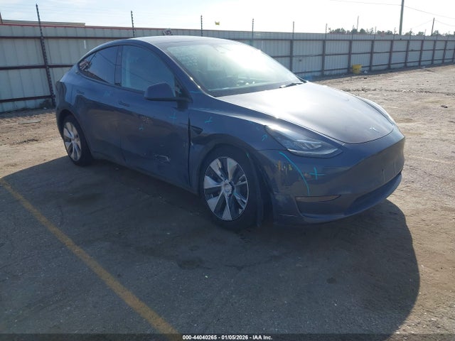 2023 TESLA MODEL Y 7SAYGDEE7PA089801 Photo 0