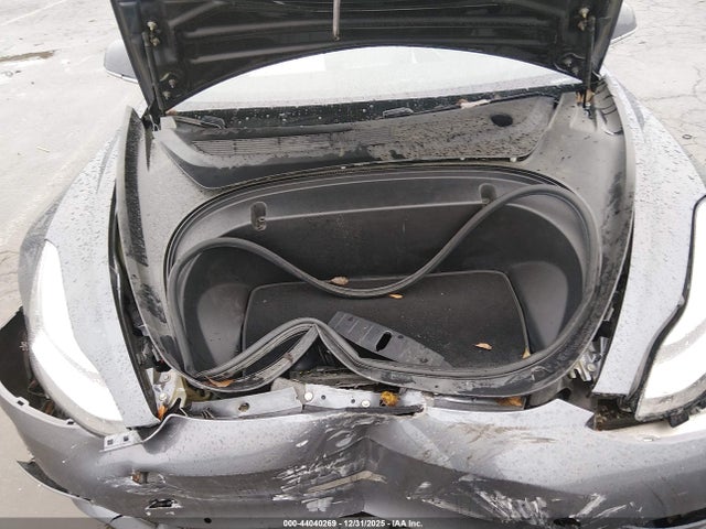 2018 TESLA MODEL 3 5YJ3E1EA8JF169207 Photo 9