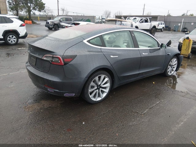 2018 TESLA MODEL 3 5YJ3E1EA8JF169207 Photo 3
