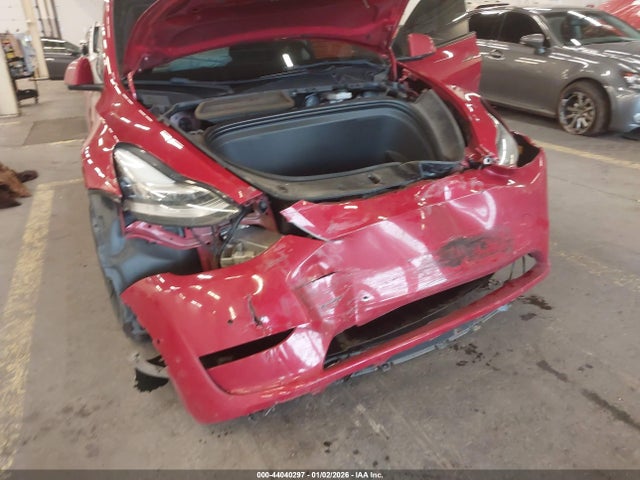 2021 TESLA MODEL Y 5YJYGDEE3MF180138 Photo 5