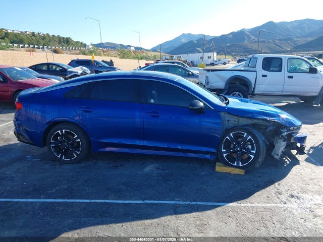 5XXG64J27NG092377 KIA K5 Gt-line