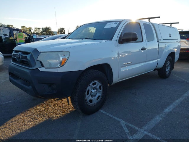 Toyota Tacoma 2014 5TFTX4CN7EX039027 Image 2