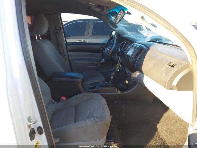 Toyota Tacoma 2014 5TFTX4CN7EX039027 Image 5