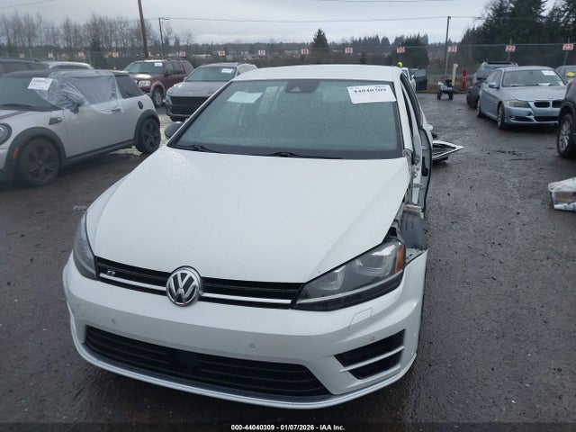 WVWUF7AU7GW240521 Volkswagen Golf R 4-door