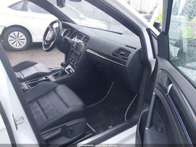 WVWUF7AU7GW240521 Volkswagen Golf R 4-door