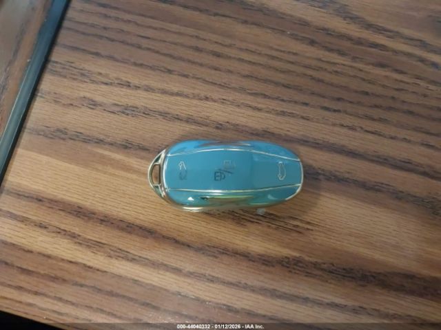 2021 TESLA MODEL Y 5YJYGDEE0MF072897 Photo 10