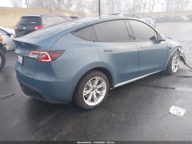 2021 TESLA MODEL Y 5YJYGDEE0MF072897 Photo 3