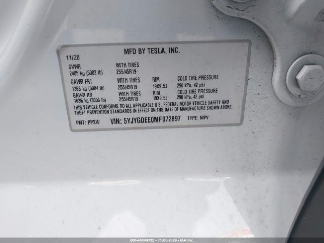 2021 TESLA MODEL Y 5YJYGDEE0MF072897 Photo 8