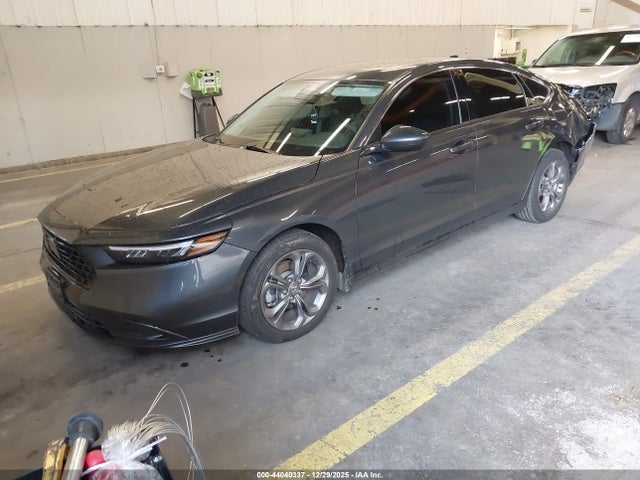 Honda ACCORD EX 2024 1HGCY1F31RA026709 Image 2