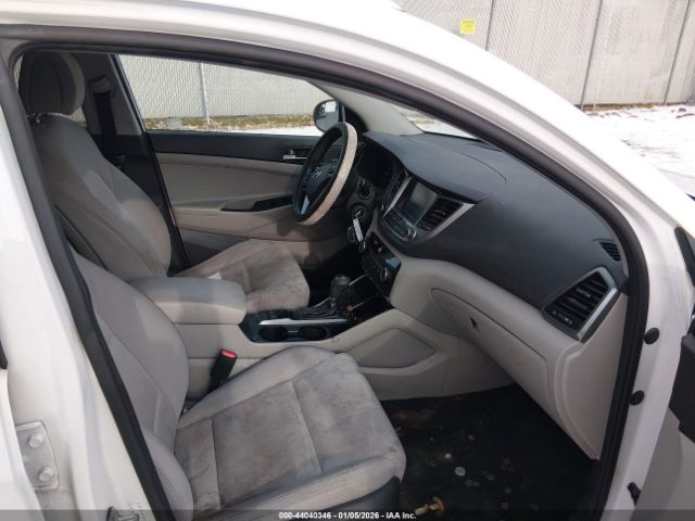 2018 HYUNDAI TUCSON KM8J3CA4XJU609410 Photo 4
