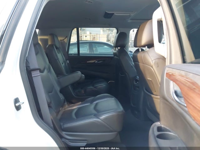 1GYS3CKJ4HR224235 Cadillac Escalade Premium Luxury