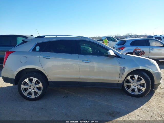 Продажа на аукционе авто 2016 Cadillac Srx Performance Collection, vin: 3GYFNCE38GS531122, номер лота: 44040365
