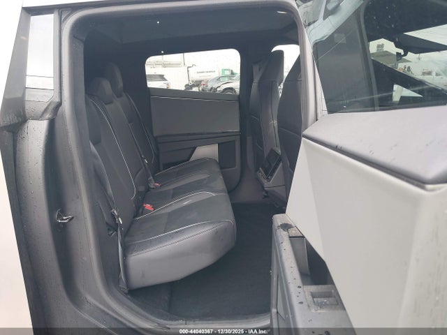 2024 TESLA CYBERTRUCK 7G2CEHED4RA050983 Photo 7