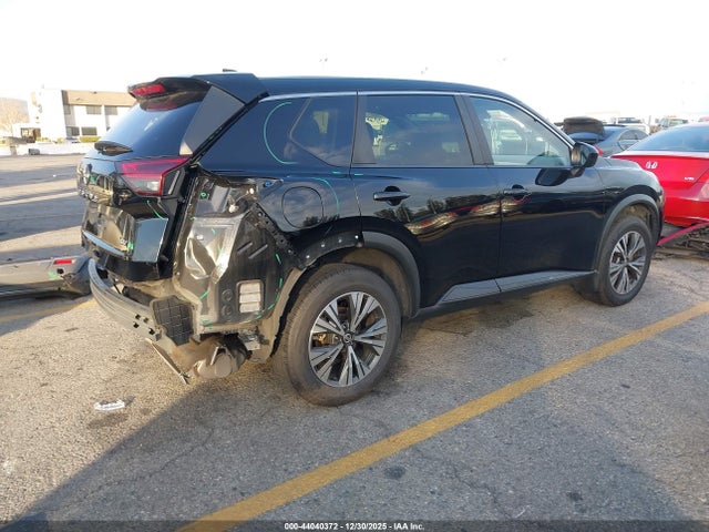 JN8BT3BA2PW422614 Nissan Rogue Sv Fwd