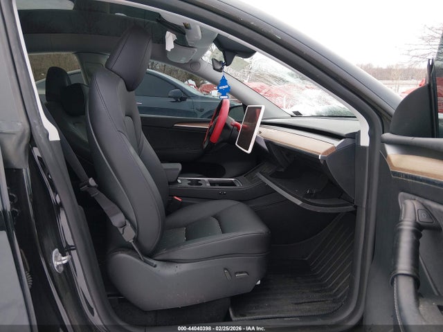 2025 TESLA MODEL Y 7SAYGAEE9SF265273 Photo 4