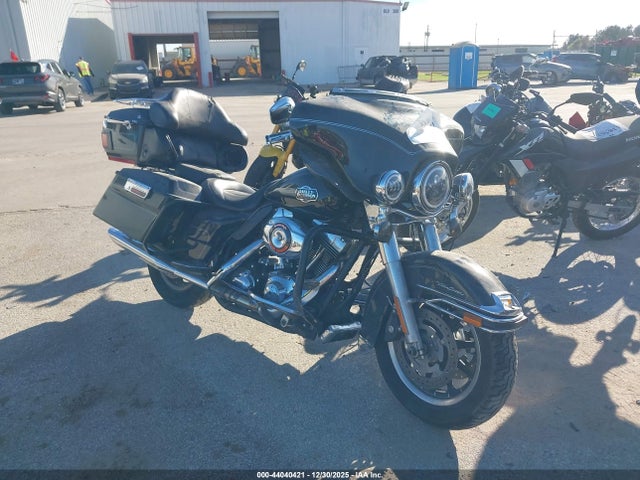 2008 HARLEY-DAVIDSON FLHTCUI 1HD1FC4188Y636362