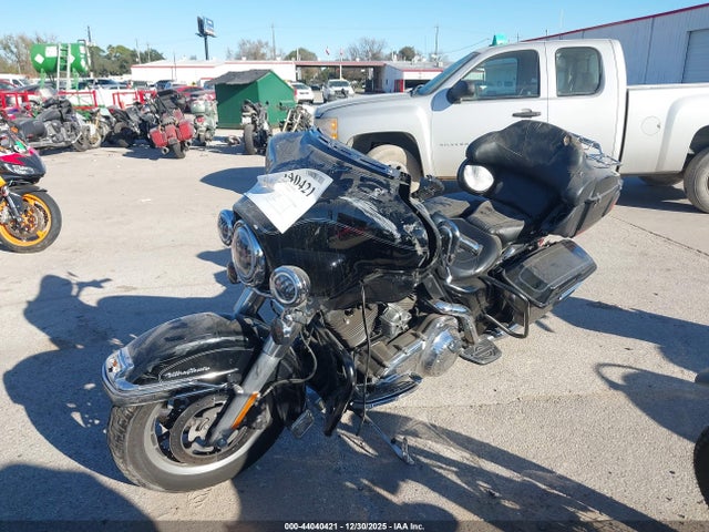 2008 HARLEY-DAVIDSON FLHTCUI 1HD1FC4188Y636362 Photo 1