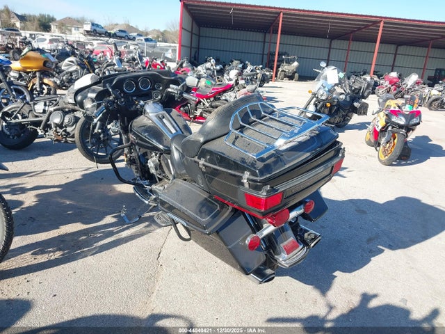 2008 HARLEY-DAVIDSON FLHTCUI 1HD1FC4188Y636362 Photo 2