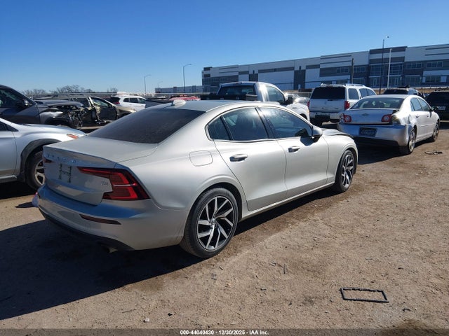 2020 VOLVO S60 7JR102FK3LG049859 Photo 3