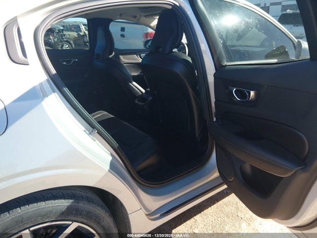 2020 VOLVO S60 7JR102FK3LG049859 Photo 7