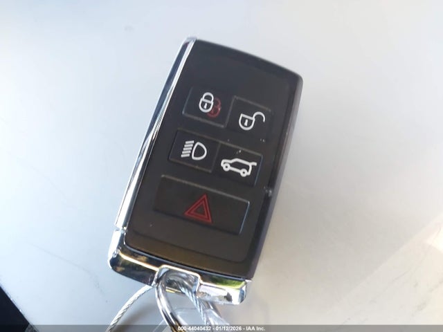 SALYL2EX6TA814611 Land Rover Range Rover Velar P250 Dynamic Se
