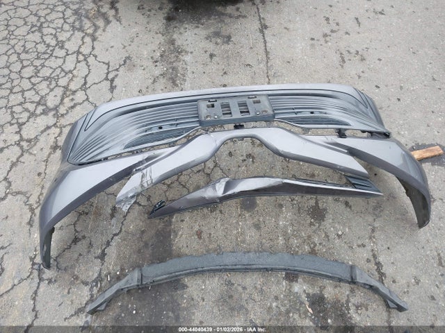 4T1B11HK1JU141506 Toyota CAMRY XLE