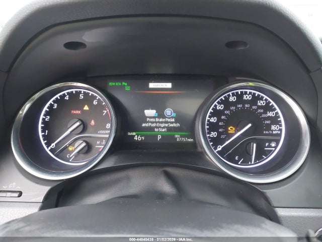 4T1B11HK1JU141506 Toyota CAMRY XLE