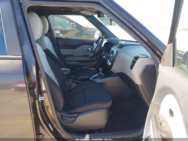 KNDJN2A28F7786485 KIA Soul